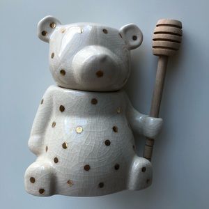 Honey ceramic bear
